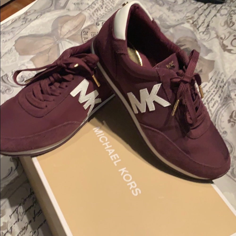 MK Track Shoes